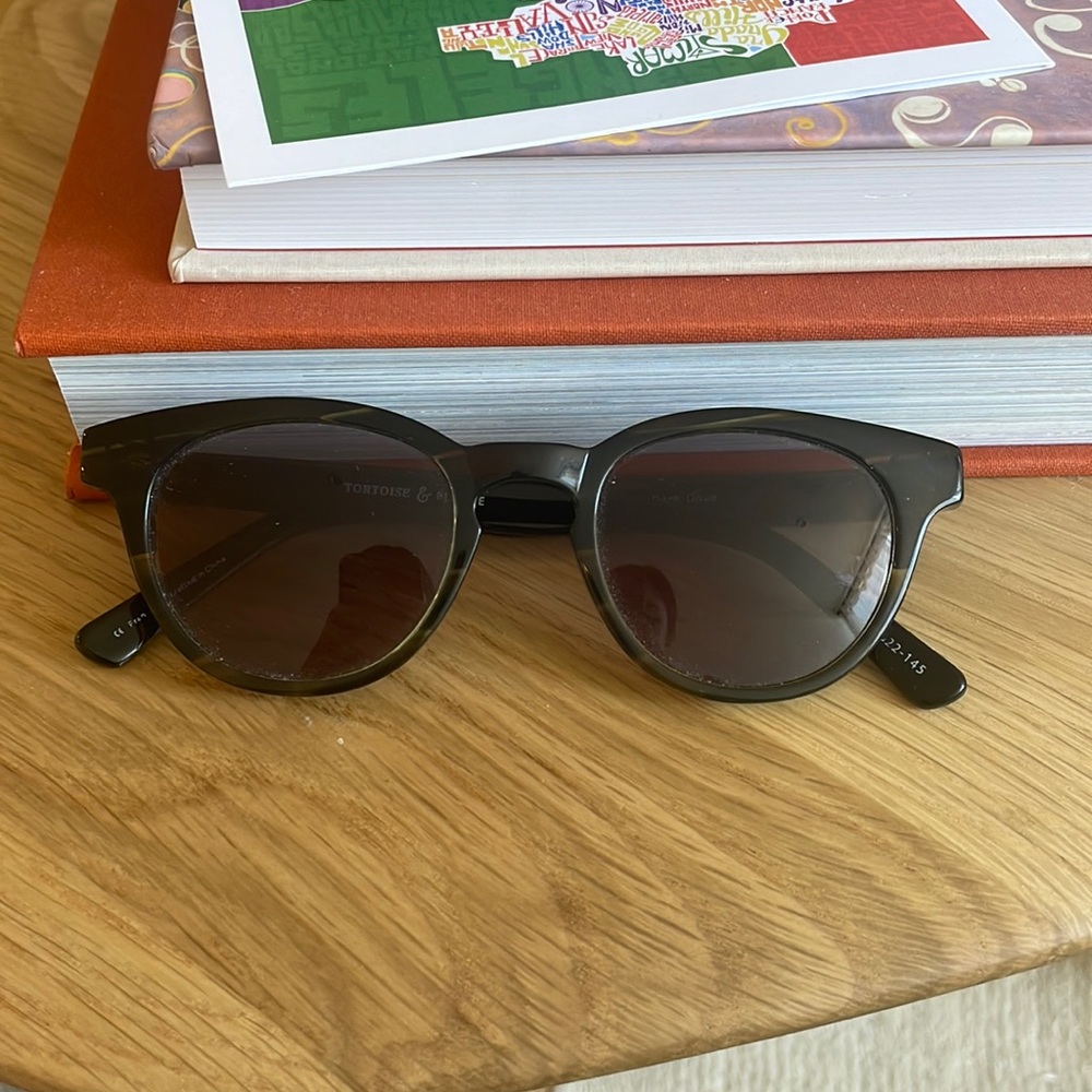 Tortoise and Blonde brown/green round sunglasses